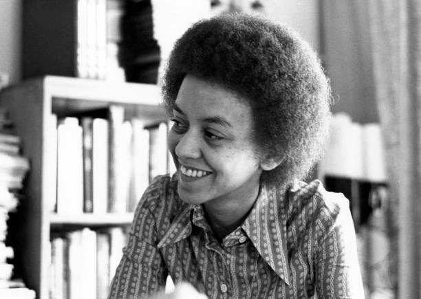 9 Nikki Giovanni Quotes To Light Your Way