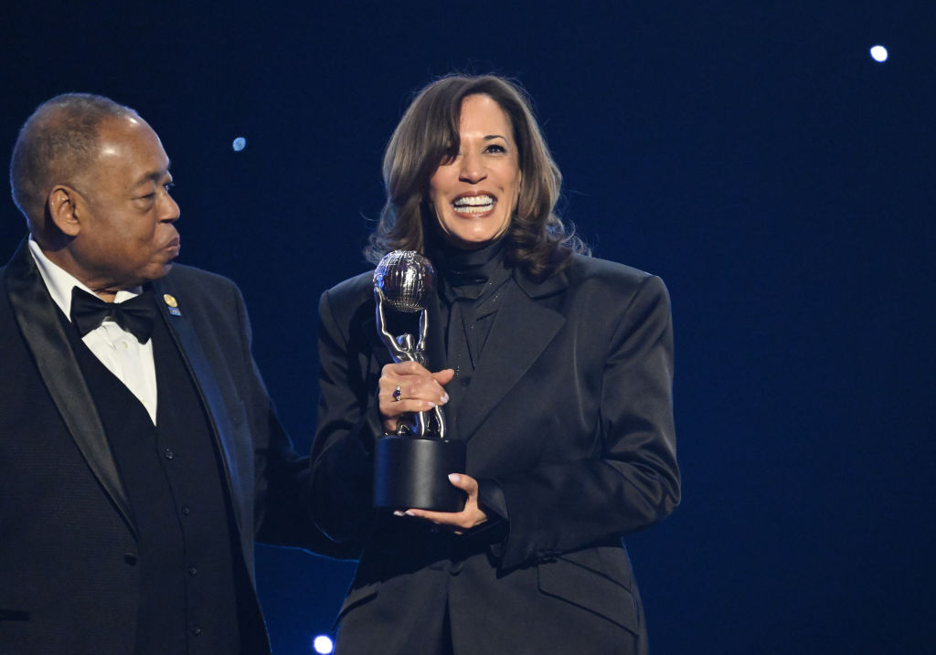 Kamala Harris Delivers Inspiring Speech At The NAACP Awards