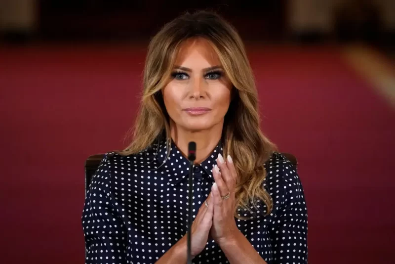 Melania Trump’s Unrecognizable Appearance In Old Ad Has Fans Convinced She ‘Manifested’ Her Way Into the White House