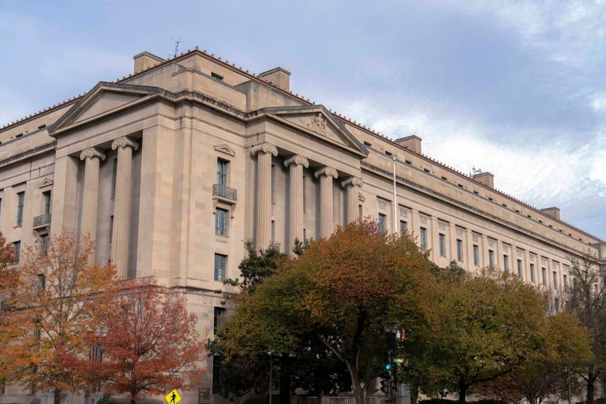 FBI and DOJ headquarters are among more than 440 federal buildings listed for potential sale