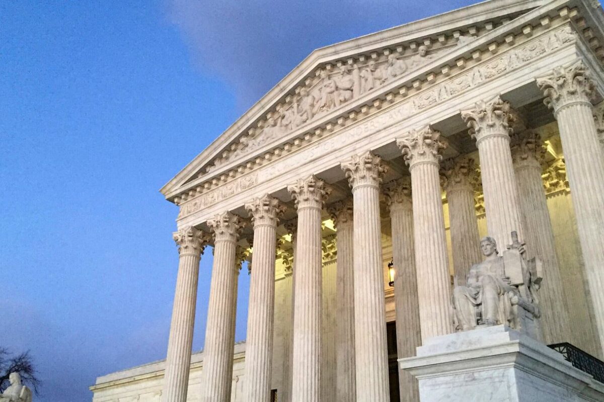 Supreme Court blocks order requiring Trump administration to reinstate thousands of federal workers