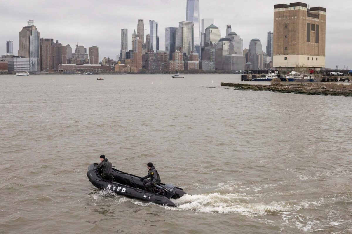 FAA says company whose sightseeing chopper crashed, killing 6, is ceasing operations immediately