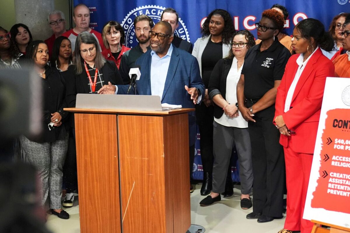 Chicago teachers reach contract deal for the first time in more than a decade without a strike