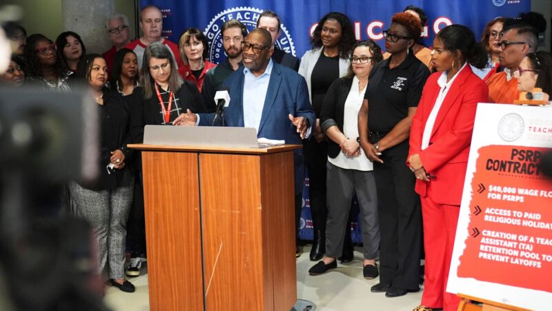 Chicago teachers reach contract deal for the first time in more than a decade without a strike