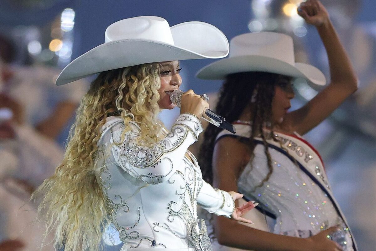 Beyoncé kicks off the ‘Cowboy Carter Tour’ with rare appearances of all of her children