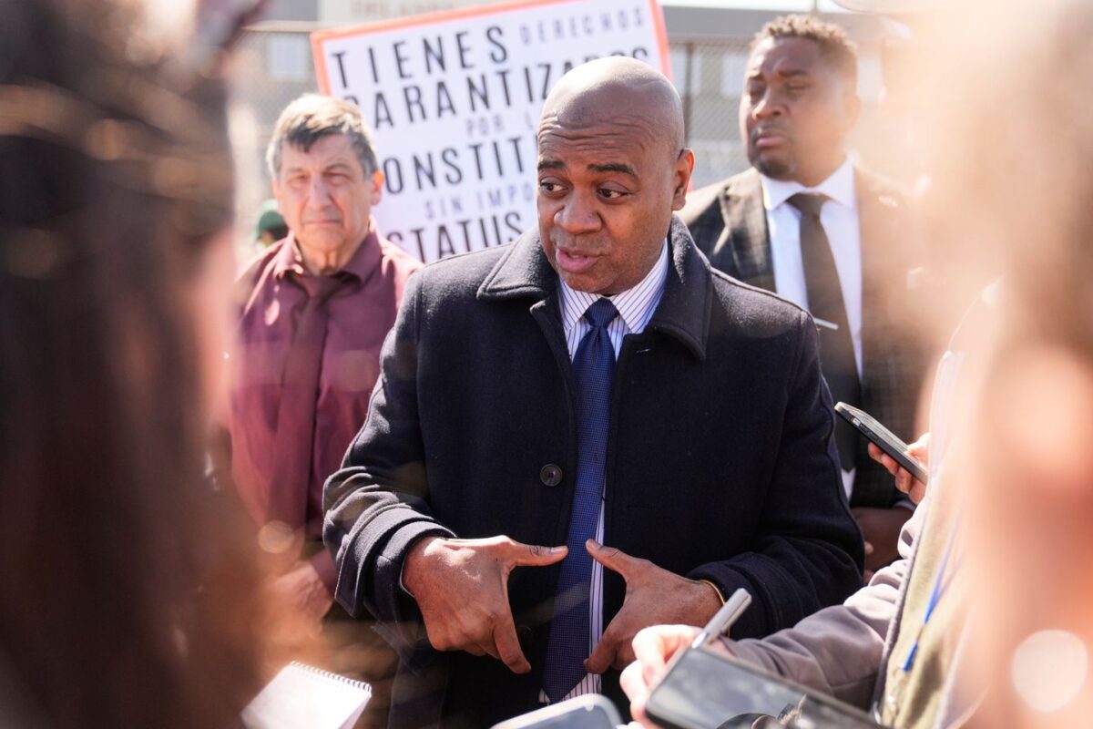 Newark Mayor Ras Baraka set to appear in court on charge of trespassing at immigration facility