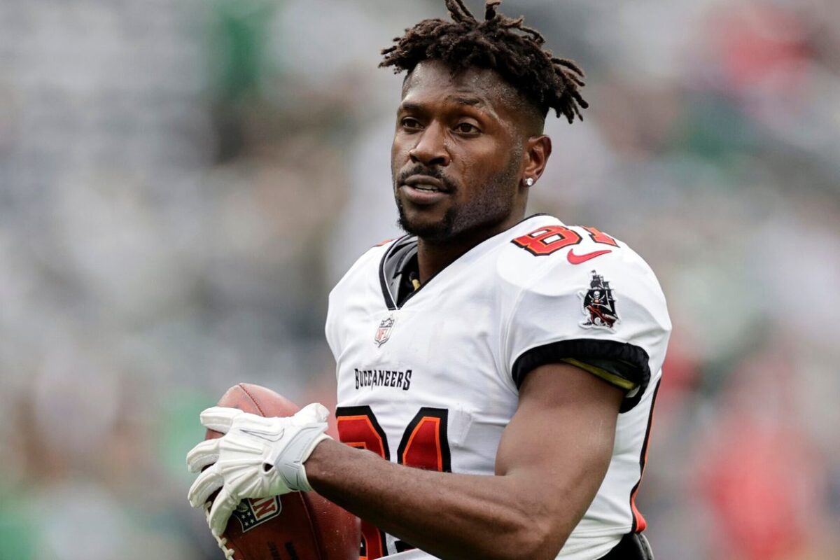 Antonio Brown detained after gunshots outside Adin Ross’ boxing event