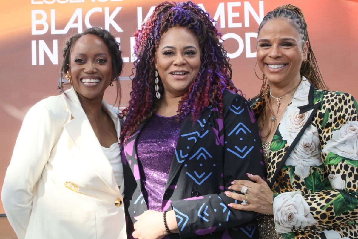 ‘Re-Living Single’: Erika Alexander & Kim Coles launch nostalgic podcast for fans of ’90s sitcom ‘Living Single’