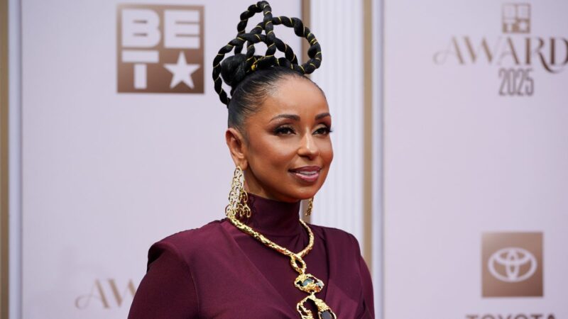 Stars gather to help BET Awards celebrate its 25th anniversary