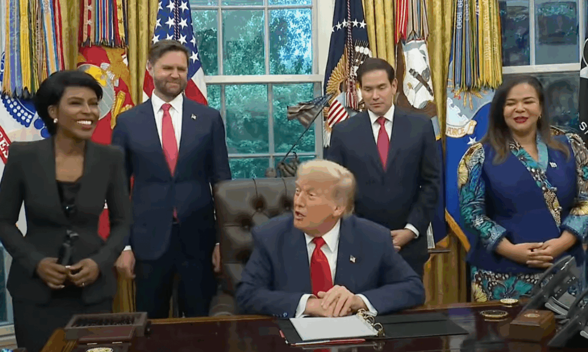 Trump flirts with African reporter during DRC and Rwanda peace ceremony