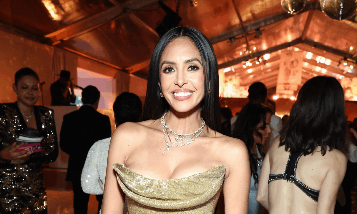 Vanessa Bryant shuts down pregnancy rumors with Rihanna memes 