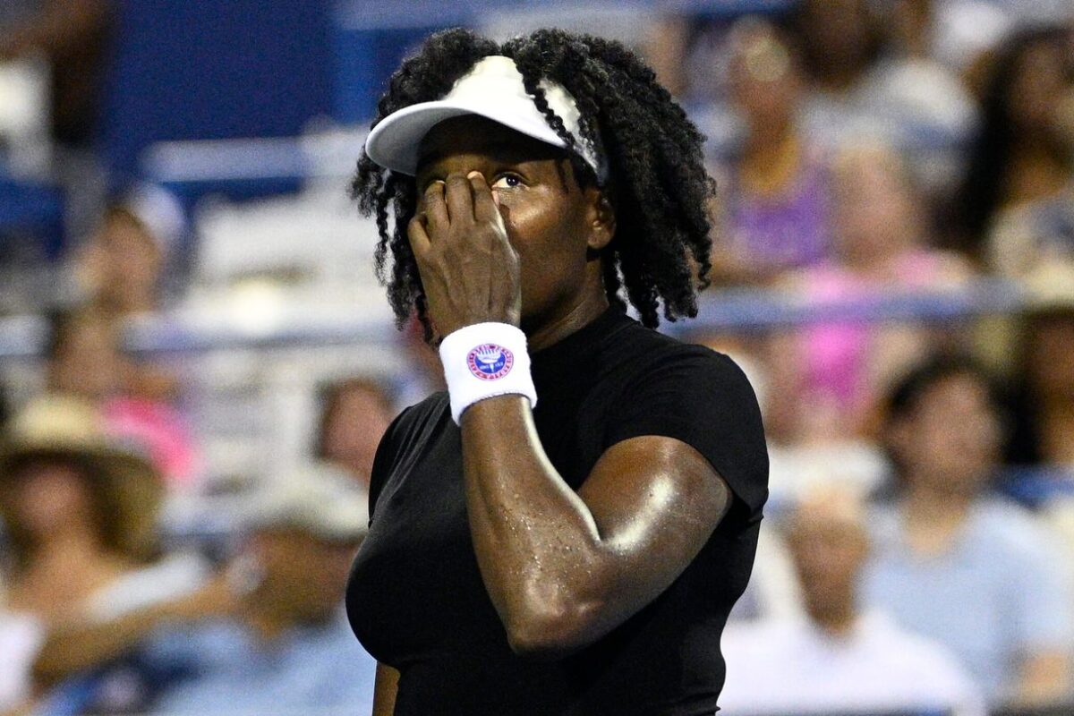 Venus Williams’ bid for her first winning streak since 2019 ends in a loss to Magdalena Frech in DC