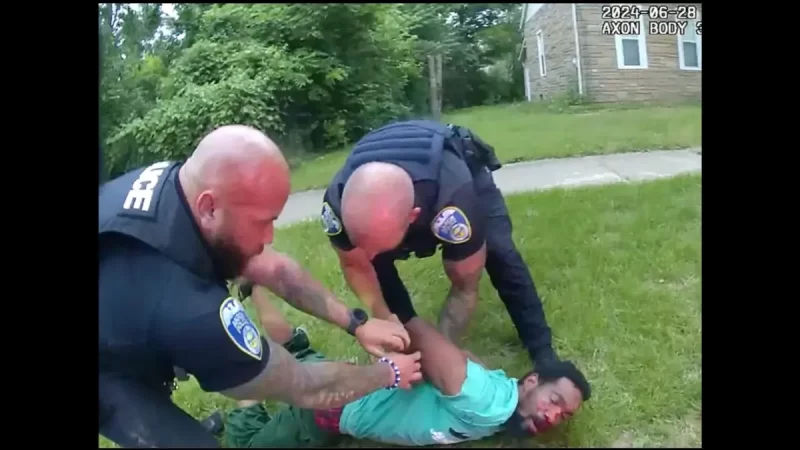 ‘Why Are You Punching?’: Ohio Cop Seen on Video Dragging Black Man from Passenger Seat and Breaking His Nose After He Dared to Question His Confusing Demands Is Facing Lawsuit