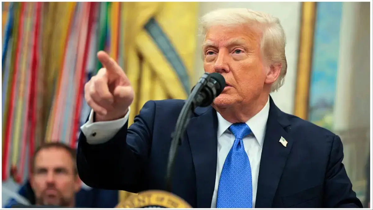 ‘What’s He Doing?’: Fans Outraged After Donald Trump Appears to Walk Off with Player’s Gold Medal During Club World Cup Ceremony