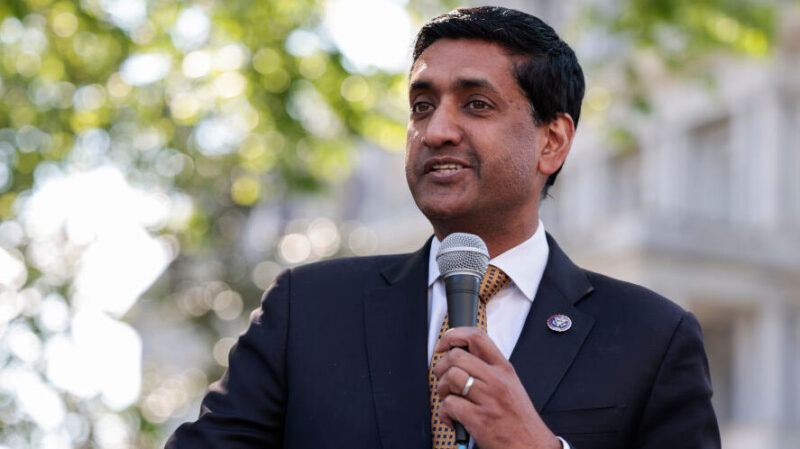 Rep. Ro Khanna tests economic agenda—and potential 2028 presidential run—with Black voters in South Carolina