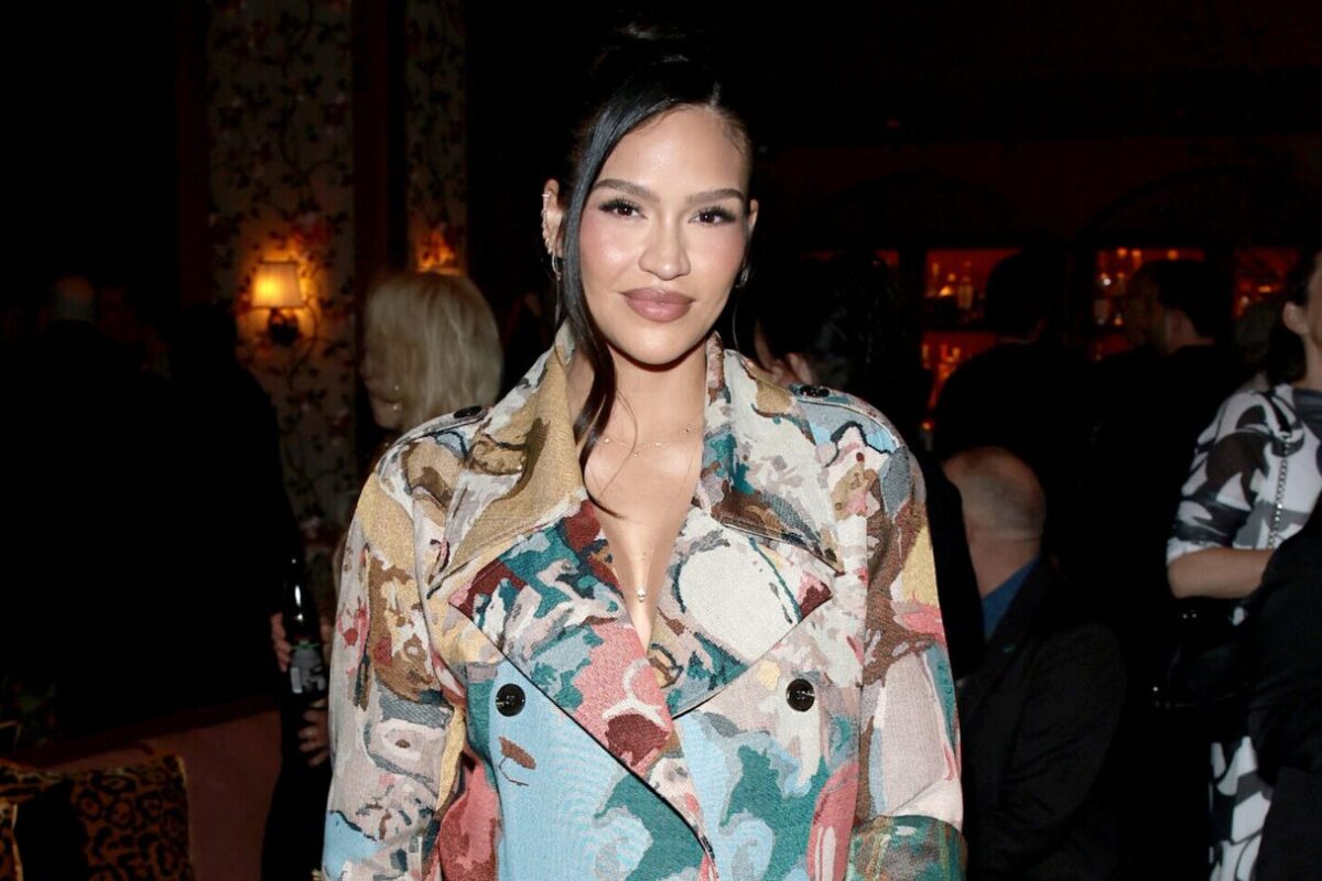 A male escort hired for ‘freak-offs’ apologizes to Cassie after Diddy’s verdict