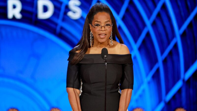 Oprah shuts down claims she blocked road access during Hawaii tsunami