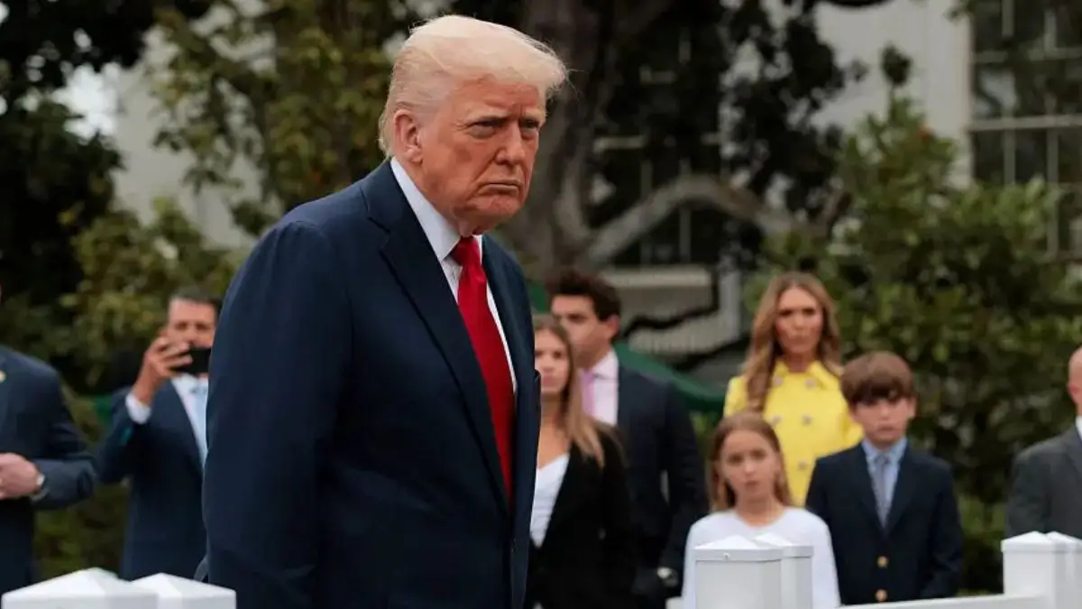 ‘I Don’t Believe He Can Read at All’: Trump Praises Book as His ‘Favorite,’ Then Gets Exposed on Live TV for Lying About It In Resurfaced Clip