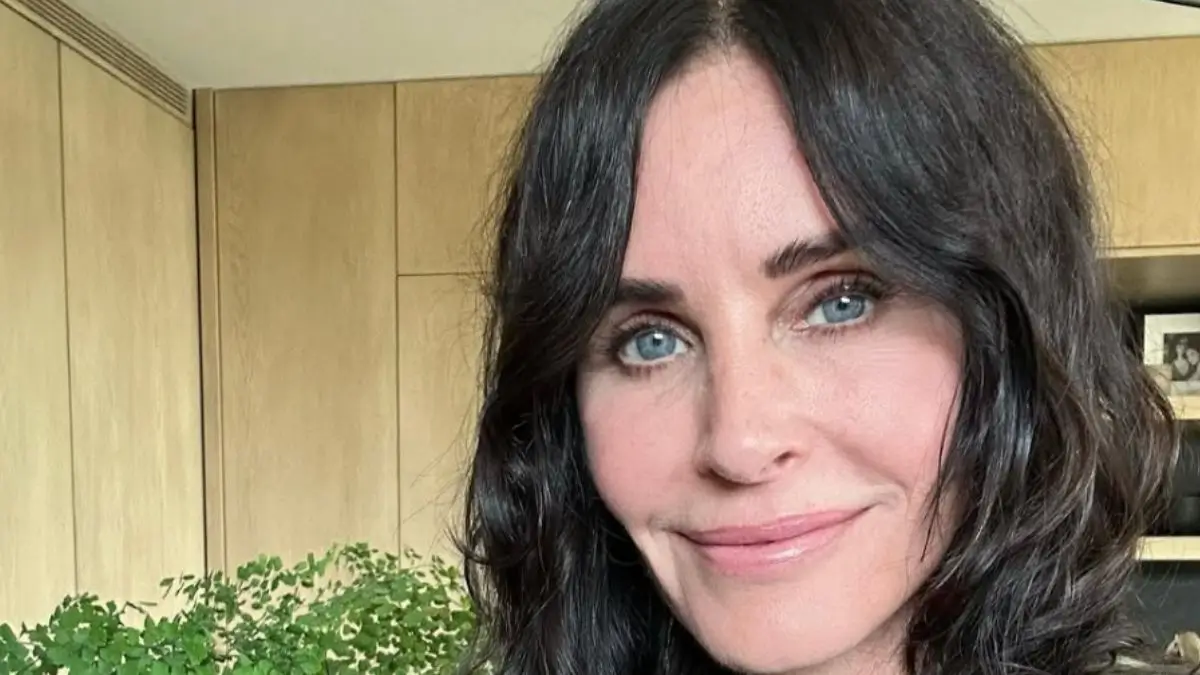 ‘That’s Not an Allergic Reaction’: Courteney Cox’s New Look Sparks Confusion as Fans Don’t Buy Her Explanation for the Sudden Change In Her Face