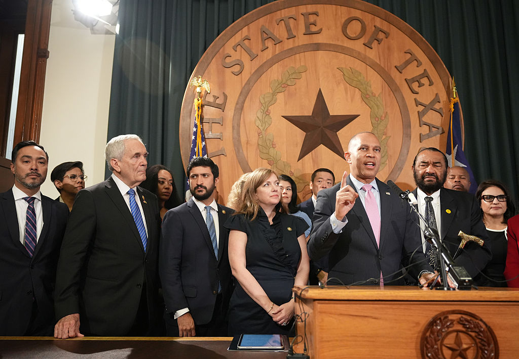 Texas State Democrats Break Quorum, Leave State Amid Redistricting Vote