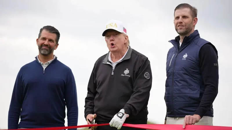 ‘It’s Totally Not Normal’: Trump ‘Shamelessly’ Brags About Donating Salary to ‘Help’ White House As New Report Reveals Massive Fortune He Quietly Built for His Family While In Office