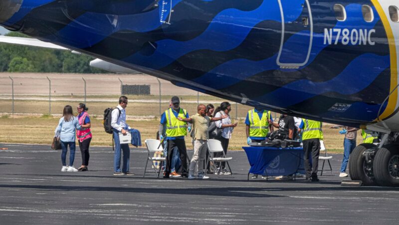 Democrats prevent Texas House from moving forward with Trump-backed congressional map
