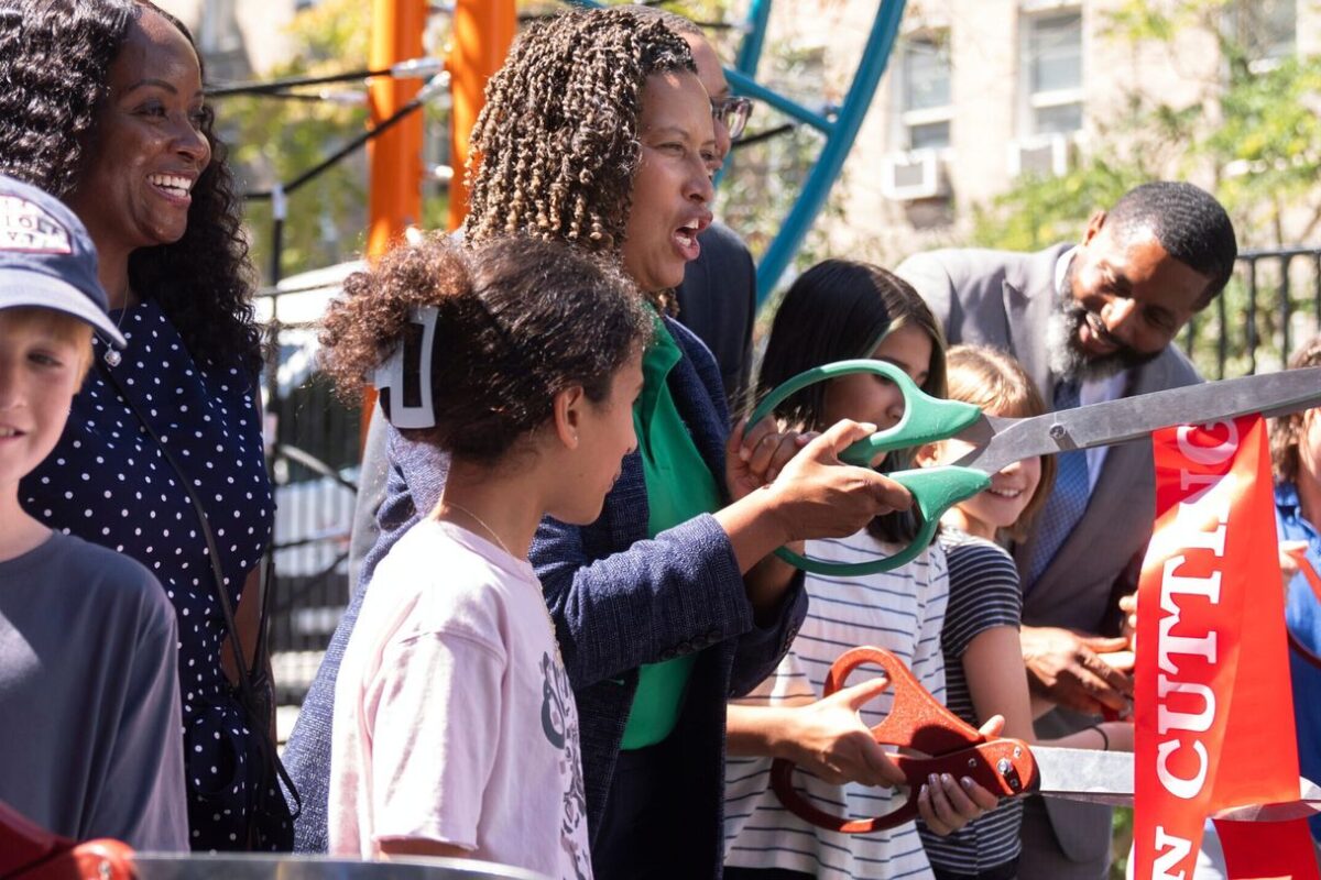 ‘Leave our kids alone’: Schools reopen in DC with parents on edge over Trump’s armed patrols