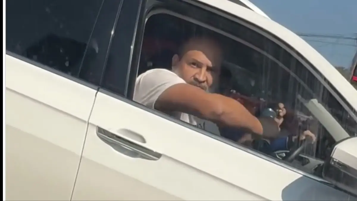 ‘Instant Karma’: Disgruntled Florida Passenger Flings Cup of Coffee at Driver in Road Rage Fury Then It Backfires In the Most Epic Way, Video Shows