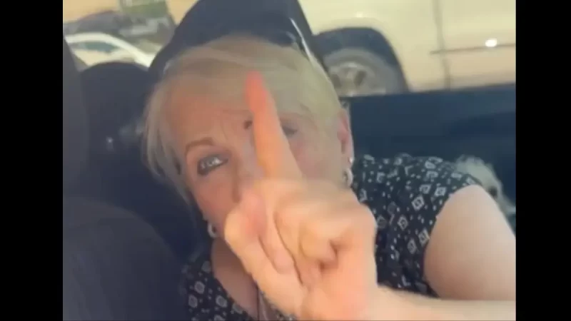 ‘Donald Trump Is Saving Black People’: MAGA Woman Blocks Bus Lane to Defend D.C.Takeover, Then Exposed Her True Colors When the Camera Stopped Rolling