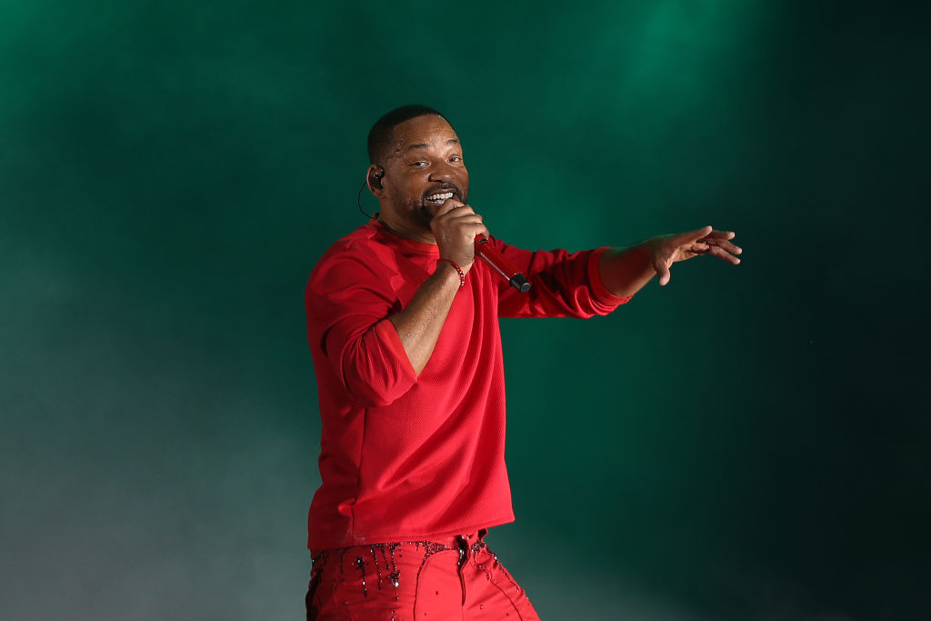 ‘It’s Over, Bro’: Will Smith Accused of Using AI to Create Fake Crowd In Tour Recap Video After Fans Zoom In