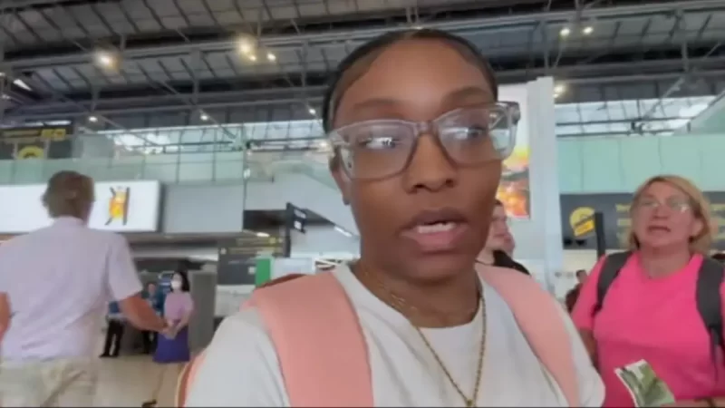 ‘You Haven’t Got Our Permission’: White Woman Calls Security for Black Travel Vlogger Filming Herself at Airport After Stepping Into Video Several Times