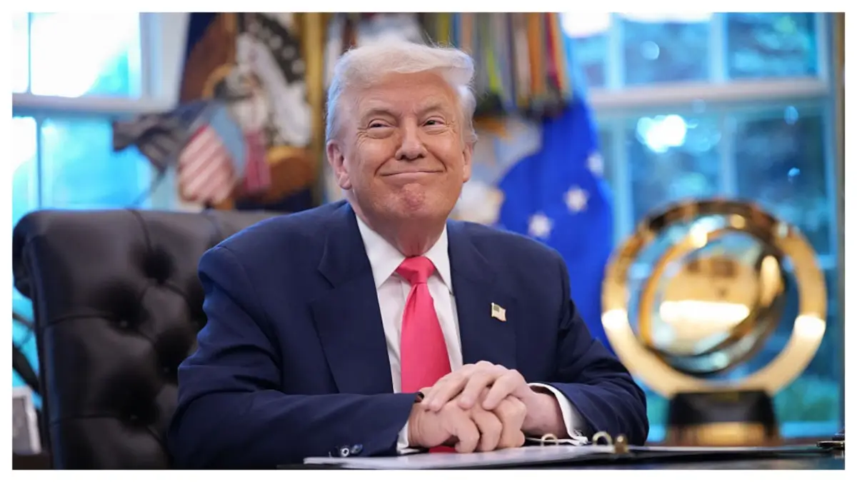 ‘That Lady … Will Beat Everyone at Poker!’: Trump’s Jolly Message About ‘Beautiful Grass’ Derails as the Only Woman In the Background Refuses to Play Along