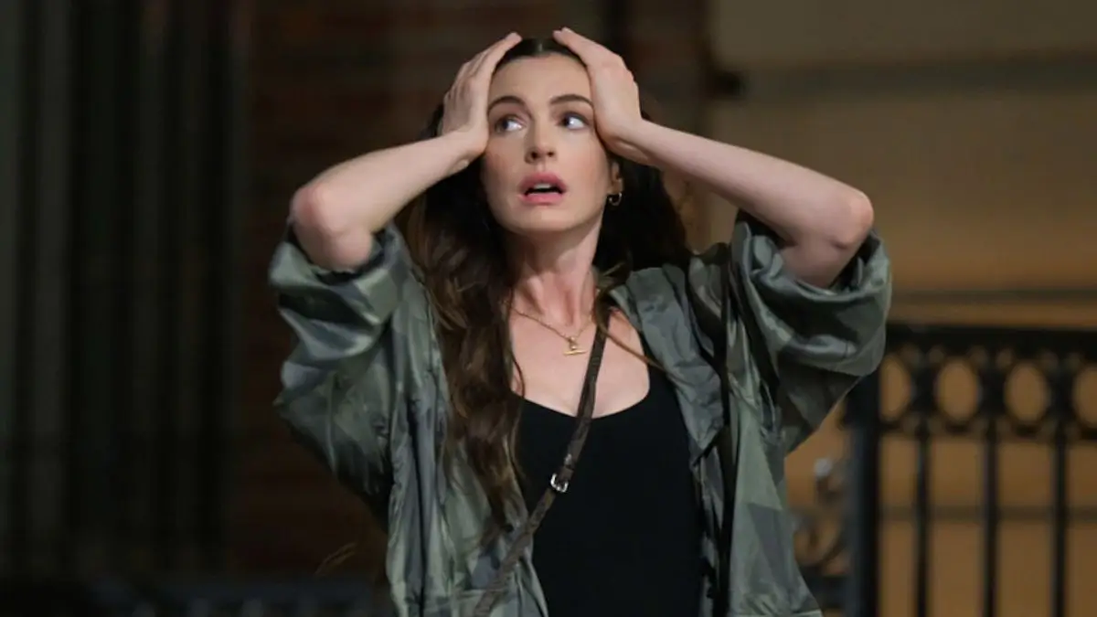 ‘That Looked So Painful’: Anne Hathaway’s On-Set Tumble Goes Viral After Fans Spot the Crew’s Priceless Reaction in the Background