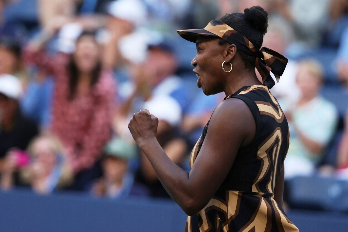 Venus Williams is in the US Open women’s doubles quarterfinals and says Serena needs to show up