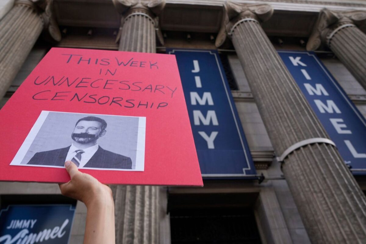 Late-night shows address Jimmy Kimmel suspension with humor and solidarity