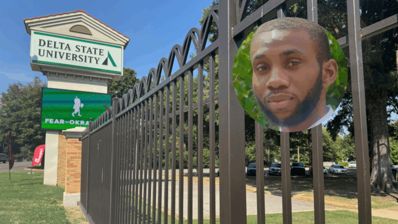 Hundreds gather to mourn Trey Reed at Delta State vigil after his tragic death