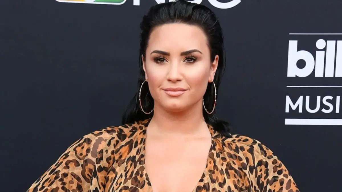‘WTF Is Wrong with Her Mouth?’: Demi Lovato’s Wardrobe Malfunction Takes Back Seat as Fans Zoom In on Something Else In New Photos of the Singer 