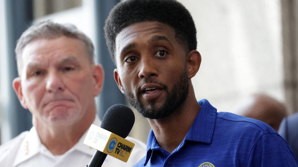 Baltimore mayor calls out reporter who implied staffer with blue hat was member of Crips gang