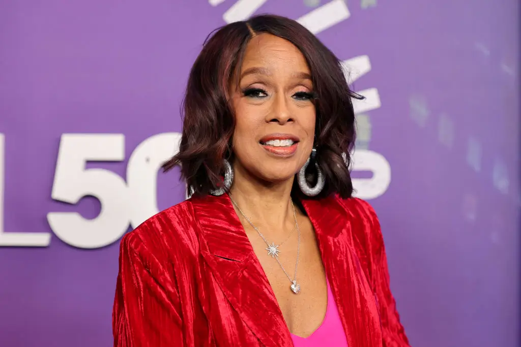 ‘Gayle Looking Thicc’: Gayle King Turns Heads in a Fitted Dress, But Fans Zero In on Something She Probably Didn’t Expect