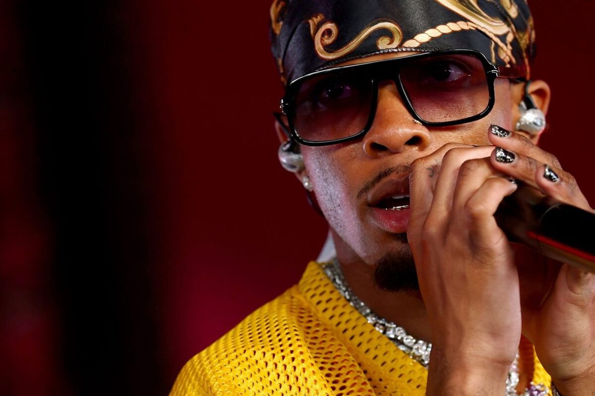 Singer d4vd ‘fully cooperating’ after body found in Tesla registered to the singer