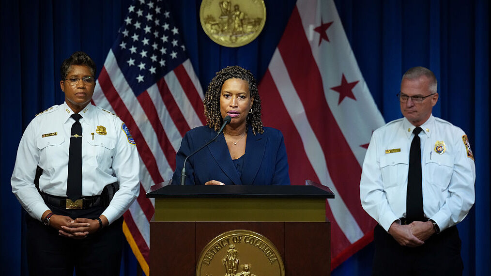 DC mayor signs order to continue Trump’s crime emergency operations after praising its success