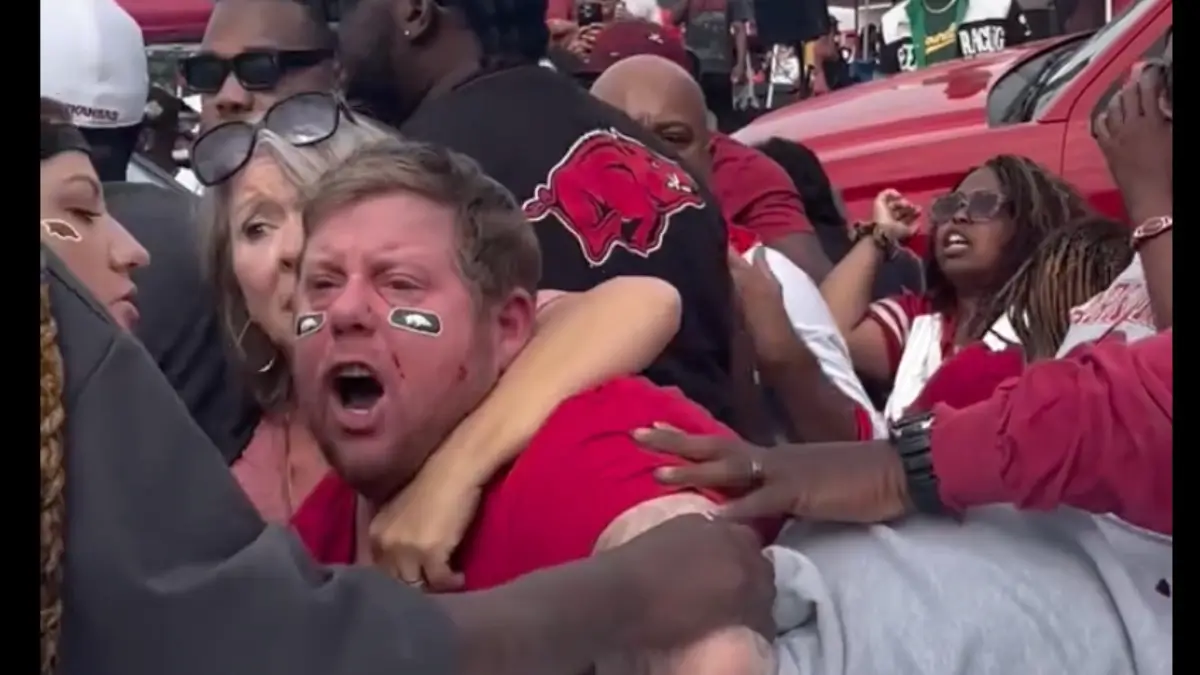 ‘He Thought Twice!’: Arkansas Football Fan Attacking Women at Tailgate Party Stops In His Tracks After Black Man Utters a Few Words, Video Shows