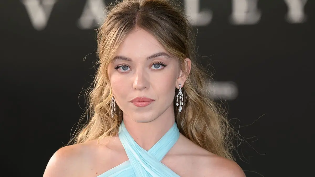 ‘Queen of MAGA’: Sydney Sweeney’s Bold Look at the Emmys Sets Off Wild Reactions When Fans Say They Found a Secret Clue