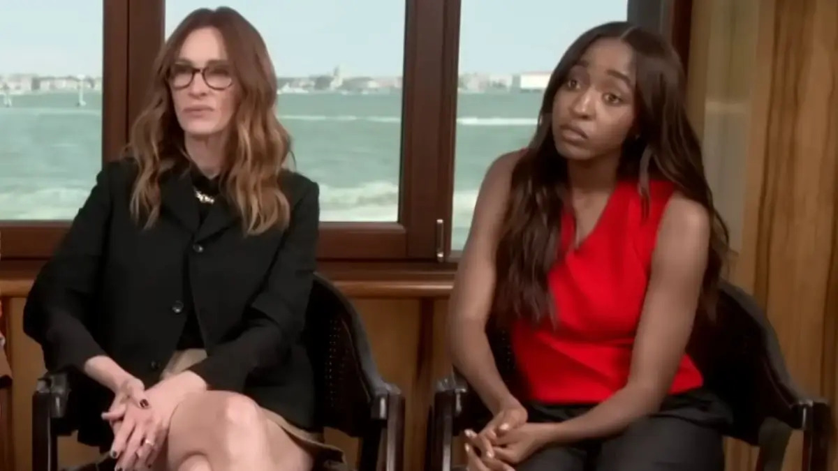 ‘She Was About to Go In’: ‘The Bear’ Star Ayo Edebiri Claps Back After Being Ignored in Interview, But Julia Roberts’ Surprising Reaction Steals the Spotlight