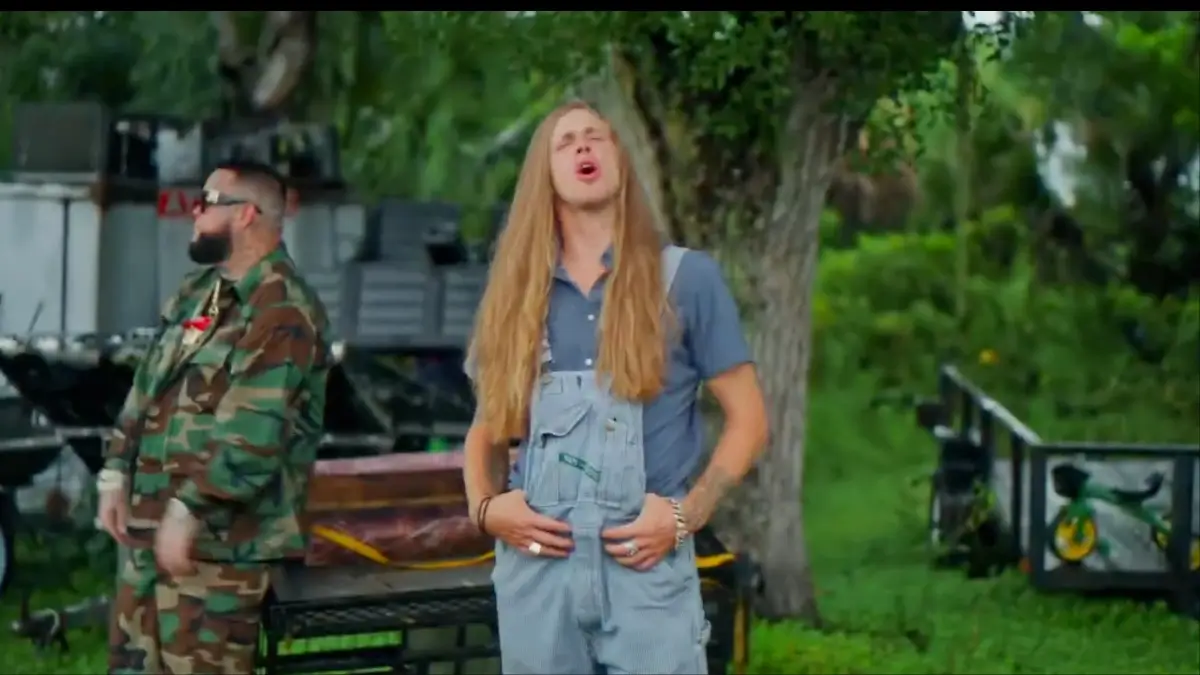 ‘Hang ‘Em Up High at Sundown’: Pro-Trump Rapper and Country Singer Spark Outrage with New Song About Bringing Back Lynching