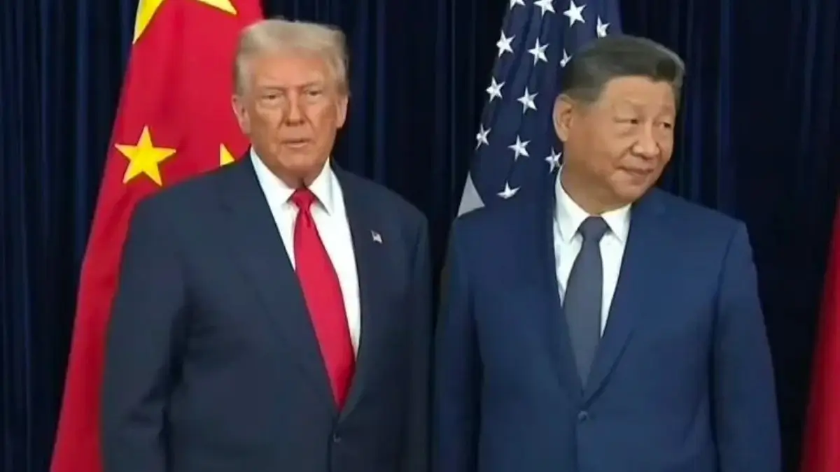 ‘Can Smell the Diaper’: Chinese President Asserts Dominance and Makes Trump Wait — Irritated Trump Tries His Power Handshake and Gets Stopped Cold