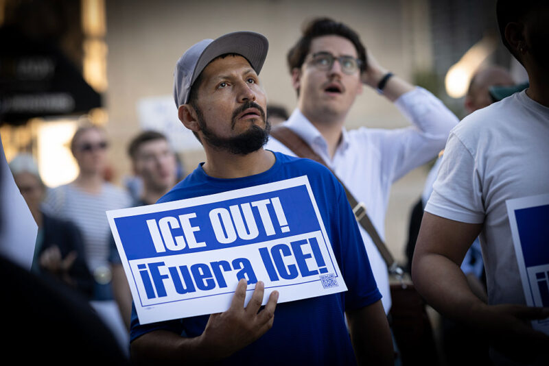 ICE And Other Federal Agencies Rappel From Black Hawks In Overkill ICE Raid On Chicago Apartment Building