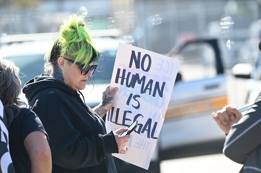 DHS Account Of Chicago ICE Shooting Contradicted By Witnesses, Court Records, And 911 Dispatch. Surprised?