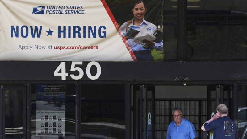 Lack of jobs data due to government shutdown muddies view of hiring and the US economy