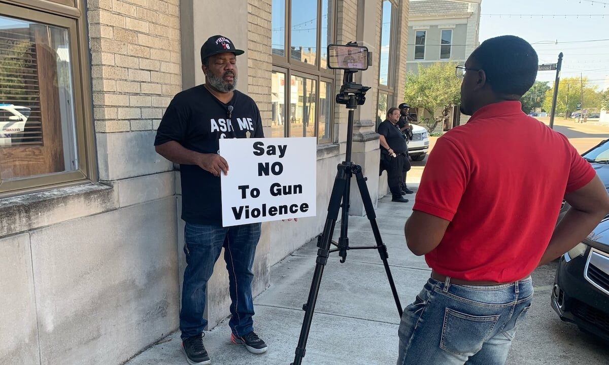 Mississippi school homecoming celebrations turn deadly as 6 people are killed in separate shootings